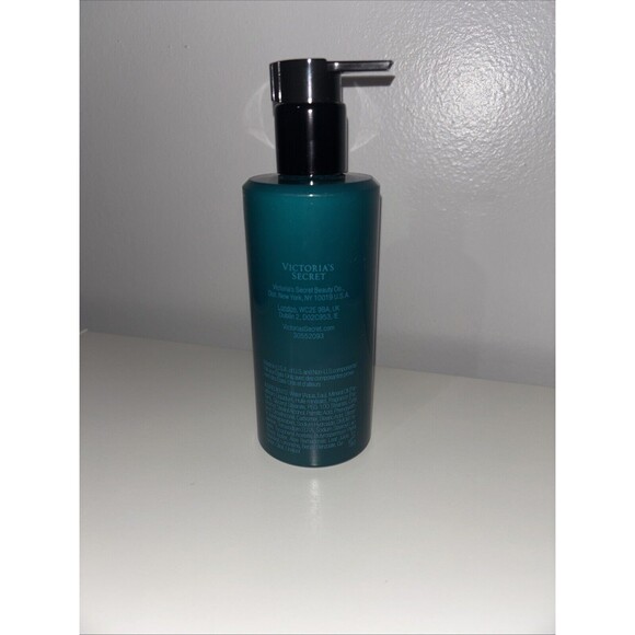 Victoria's Secret Very Sexy Sea Lotion Body Cream Moisturizer 8.4 Fl Oz New - Picture 2 of 2